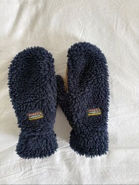 L.L. Bean Women's Mountain Pile Fleece Mittens